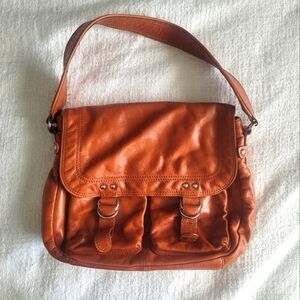 Nordstrom vintage brown leather shoulder bag, great condition.